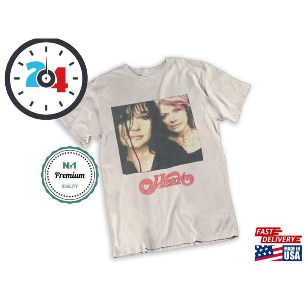 Retro Heart Rock Band 2000S Women T-Shirt Classic